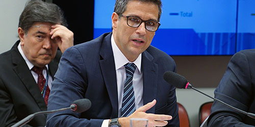Investidor privado ainda espera ajuste fiscal e reformas, avalia presidente do Banco Central